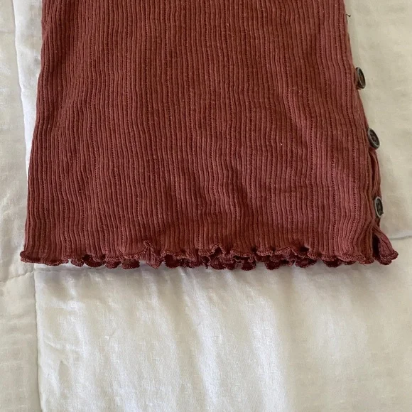 American Eagle Outfitters Rust Button-Front Ribbed Long Sleeve Top - Picture 5 of 5